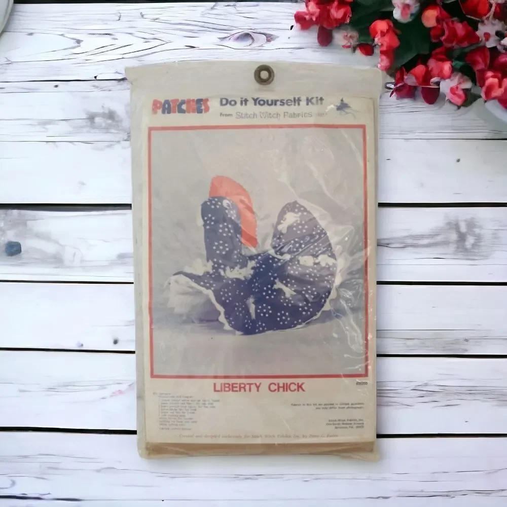 Patches Do It Yourself Kit‎ Patriotic Hen Vintage Chicken Stuffed Red White Blue